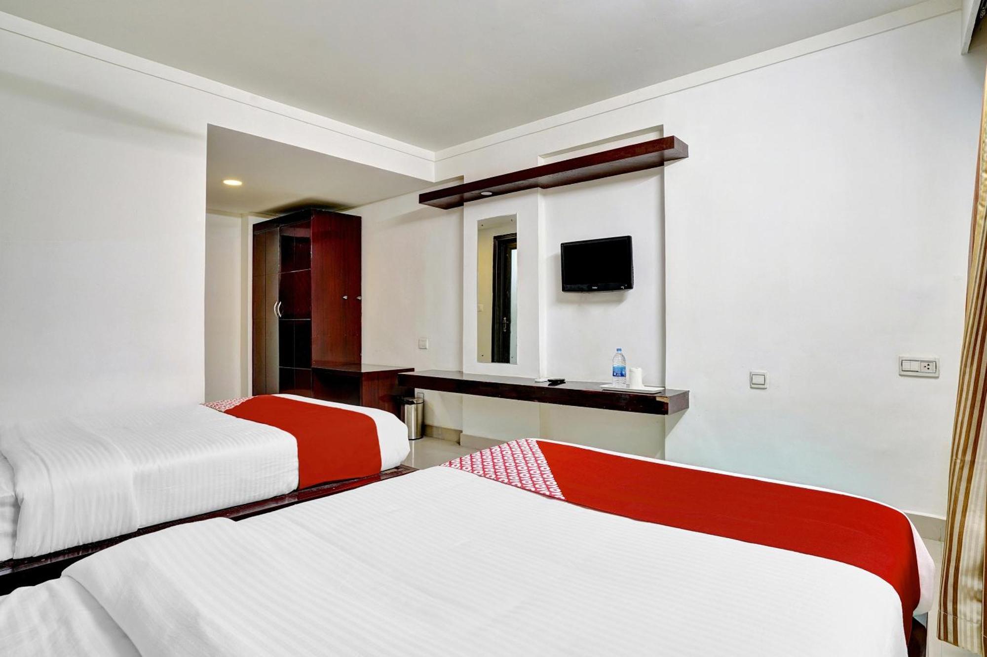 Hotel O Aec Residency Mararikulam Exteriér fotografie