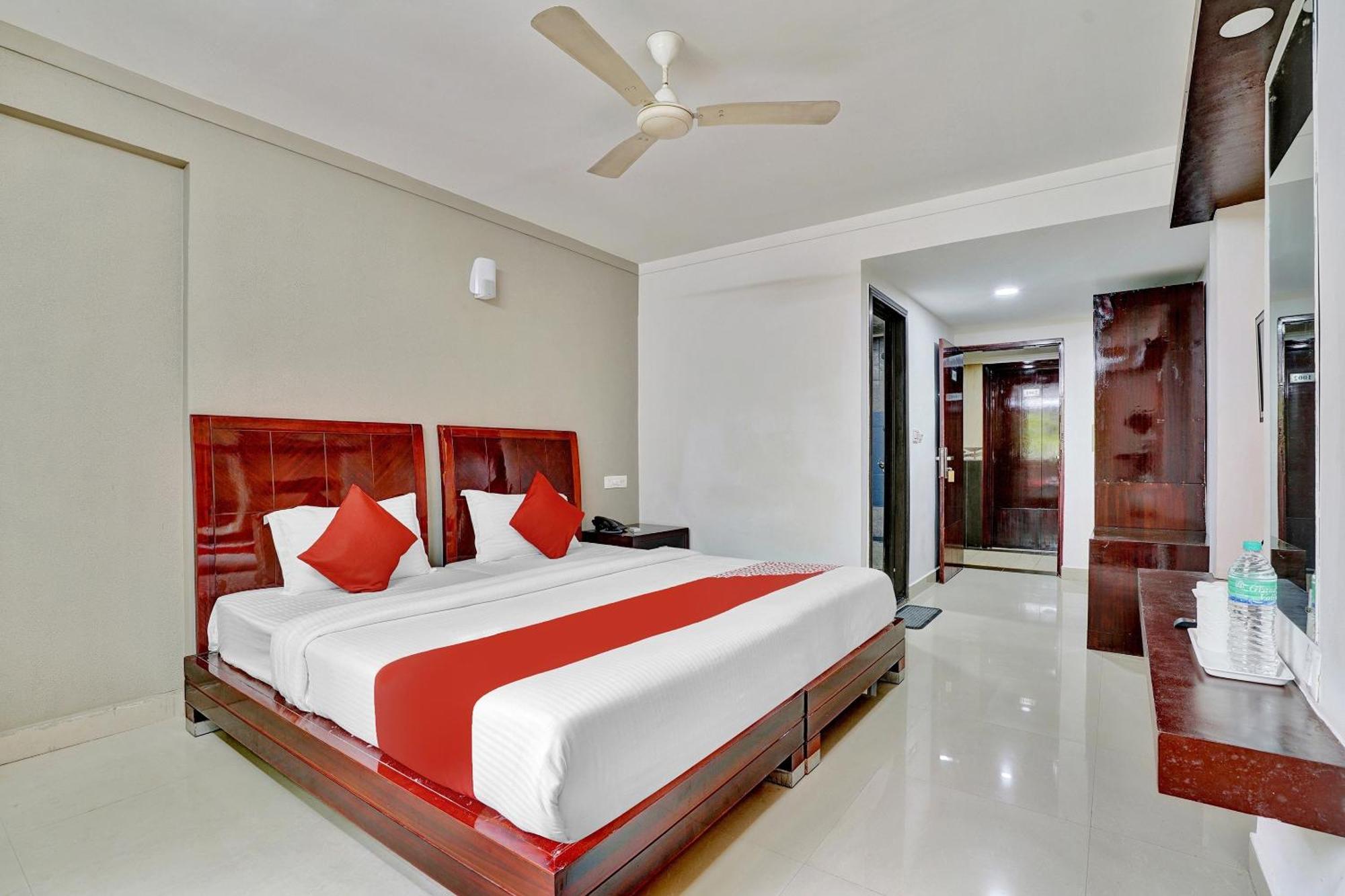 Hotel O Aec Residency Mararikulam Exteriér fotografie